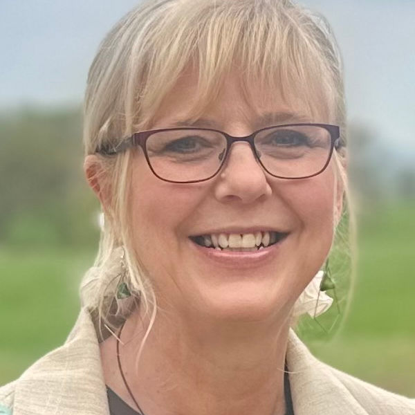 Linda Williamson, Trustee